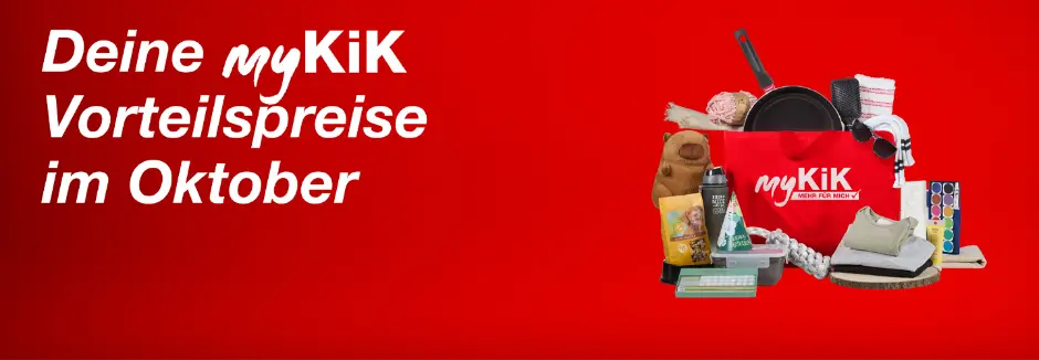 Werbefoto für myKiK, das die Sonderangebote mit der myKiK-Vorteilskarte hervorhebt, mit verschiedenen Haushaltsartikeln und einer roten Tragetasche.